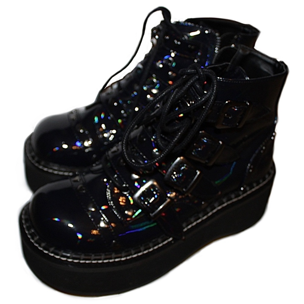 NIB Demonia Emily-315 PERFECT CONDITION ! goth emo scenecore platform boots